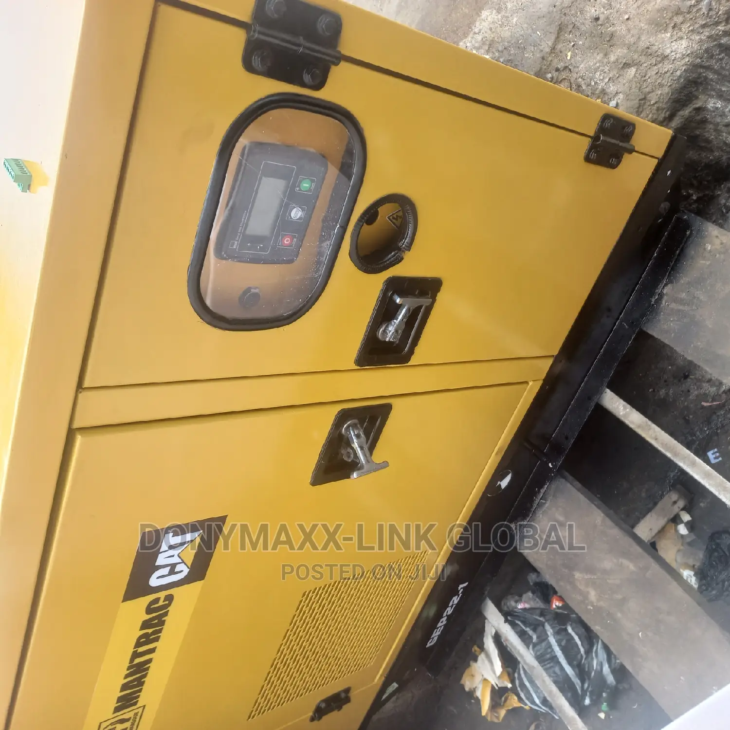 22kva Mantrac Cat Generator in Ikeja Electrical Equipment, Donymaxx
