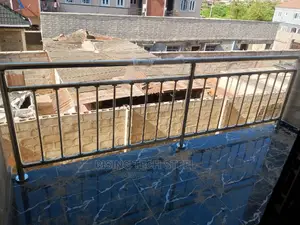 Stainless Handrail Simple Triple Rail Design