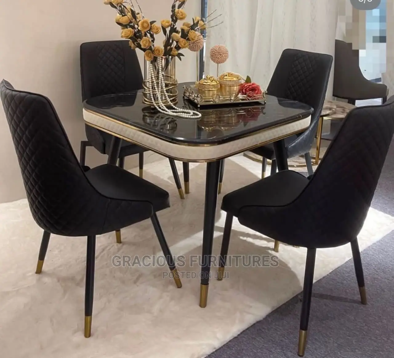 Quality Dining Set by 4seaters