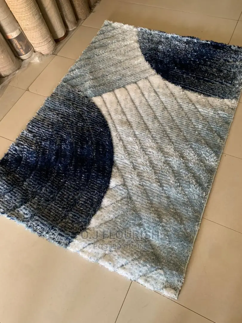 Center Rugs