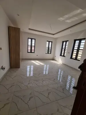5bdrm Duplex in Magodo for sale