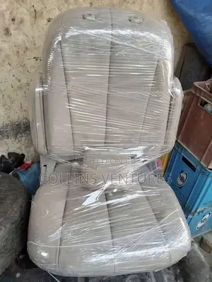 Toyota Slenna Seat 2015
