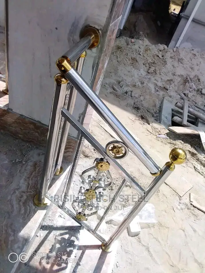 Stainless Handrail With Gold Accessories
