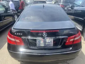 Mercedes-Benz E350 2013 Black