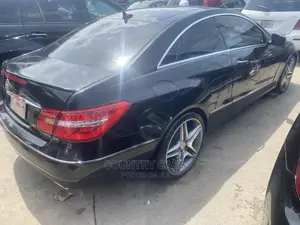 Mercedes-Benz E350 2013 Black