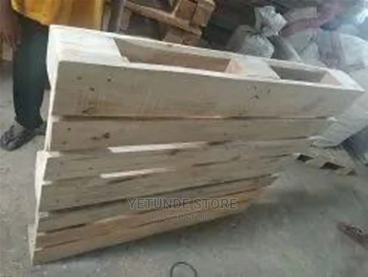 Open Deck Pallet For Storage
