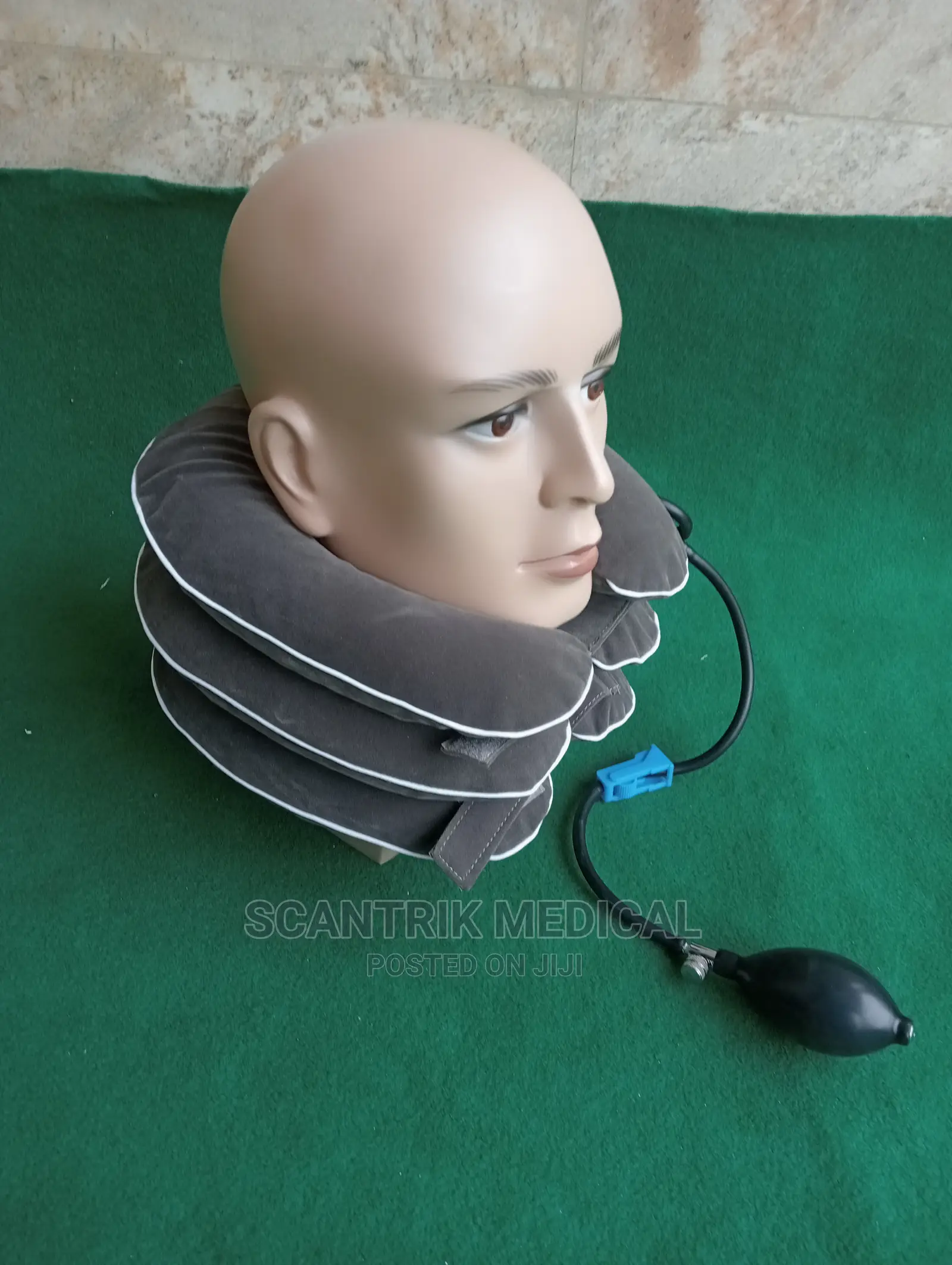 Portable Inflatable Neck Traction Support