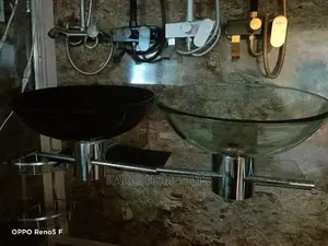 Glass (Transparent) Wash Hand Basin