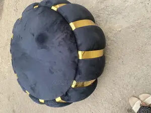 A Unique Puffted in Round Shape for Offices and HOMES
