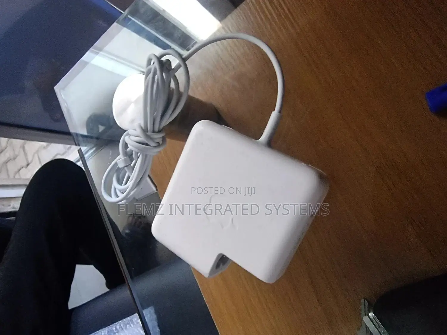 Follow Come Uk Used Macbook Magsafe Charger