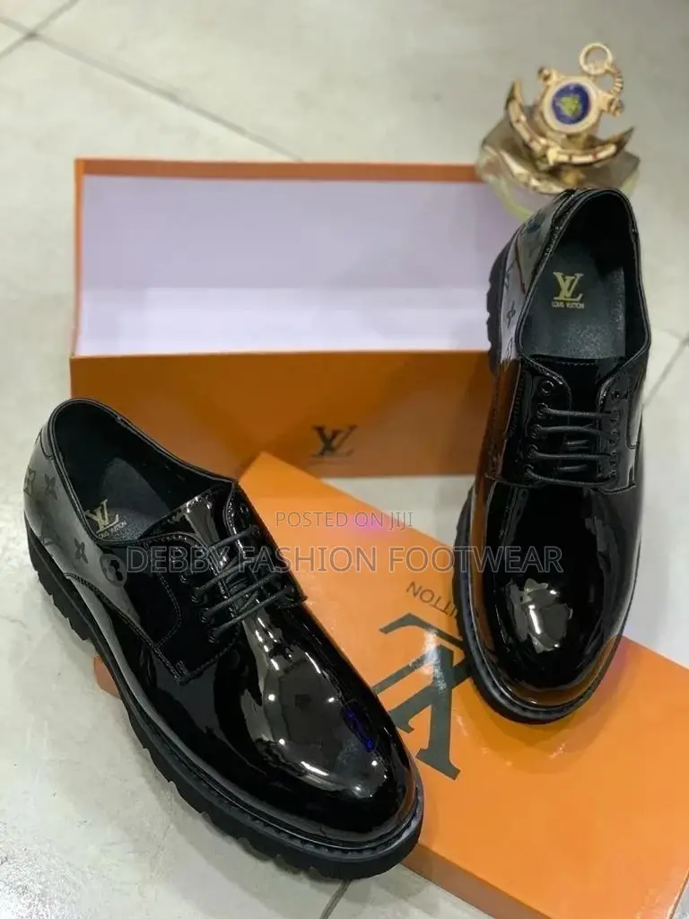 Lious Vuitton High Quality Shoe