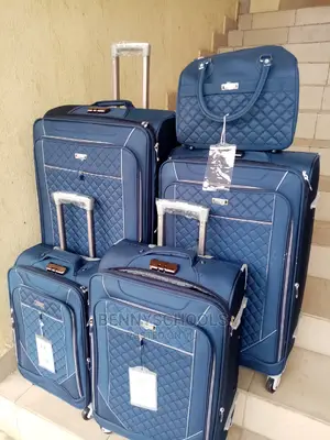 Set of 5 Star Express Traveling Luggage Boxes