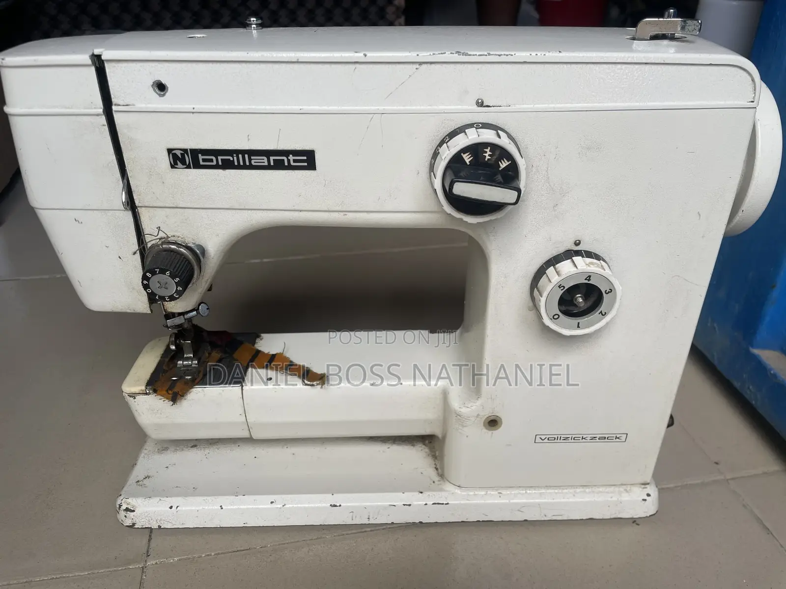 Brillant Sewing Machine