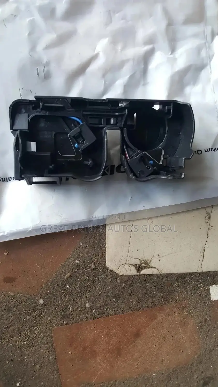 Bonnet Lock Sensor for Gla250/Cla