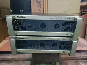 Photo - Yamaha Amplifier P3500s
