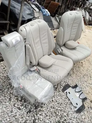 3center Seat Toyota Sienna 2014