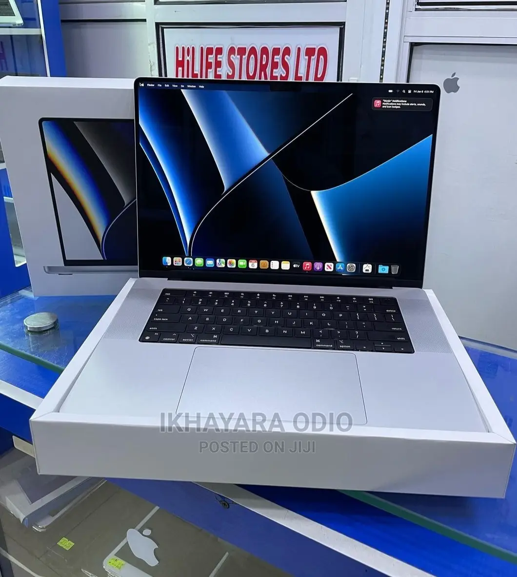 Laptop Apple MacBook Pro 2021 M1 16GB Apple M1 Pro SSD 512GB