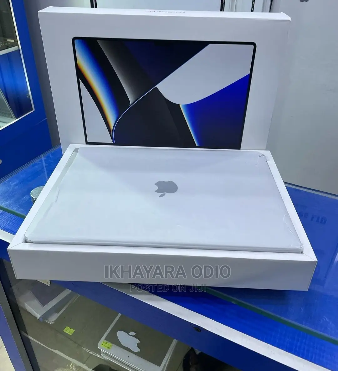 Laptop Apple MacBook Pro 2021 M1 16GB Apple M1 Pro SSD 512GB