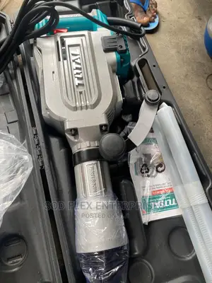 1700 Watts Demolition Hammer