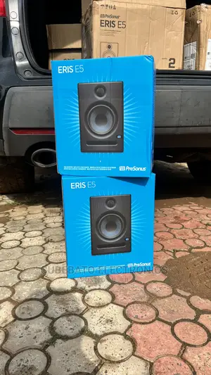 Presonus Eris E5