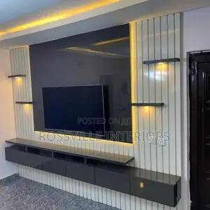 Tv Console / Wall Unit / Entertainment Centres