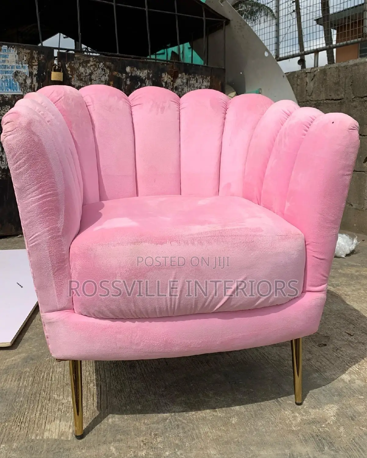 Finger Sofa Design