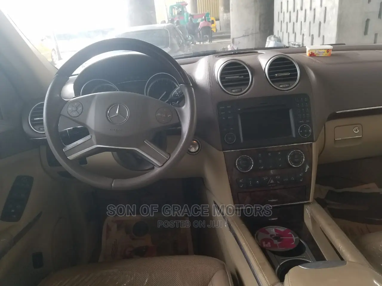 Mercedes-Benz GL-Class GL 550 2012 White