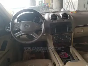 Mercedes-Benz GL-Class GL 550 2012 White