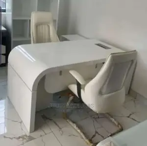 Directors Office Executive Table and Chairs Set