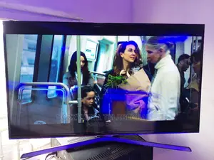 40” Samsung Smart TV |TIZEN OS || Low Power Consumption
