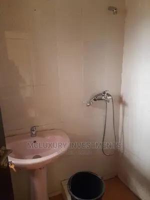 4bdrm Block of Flats in Shonibare Estate, Ikeja for rent
