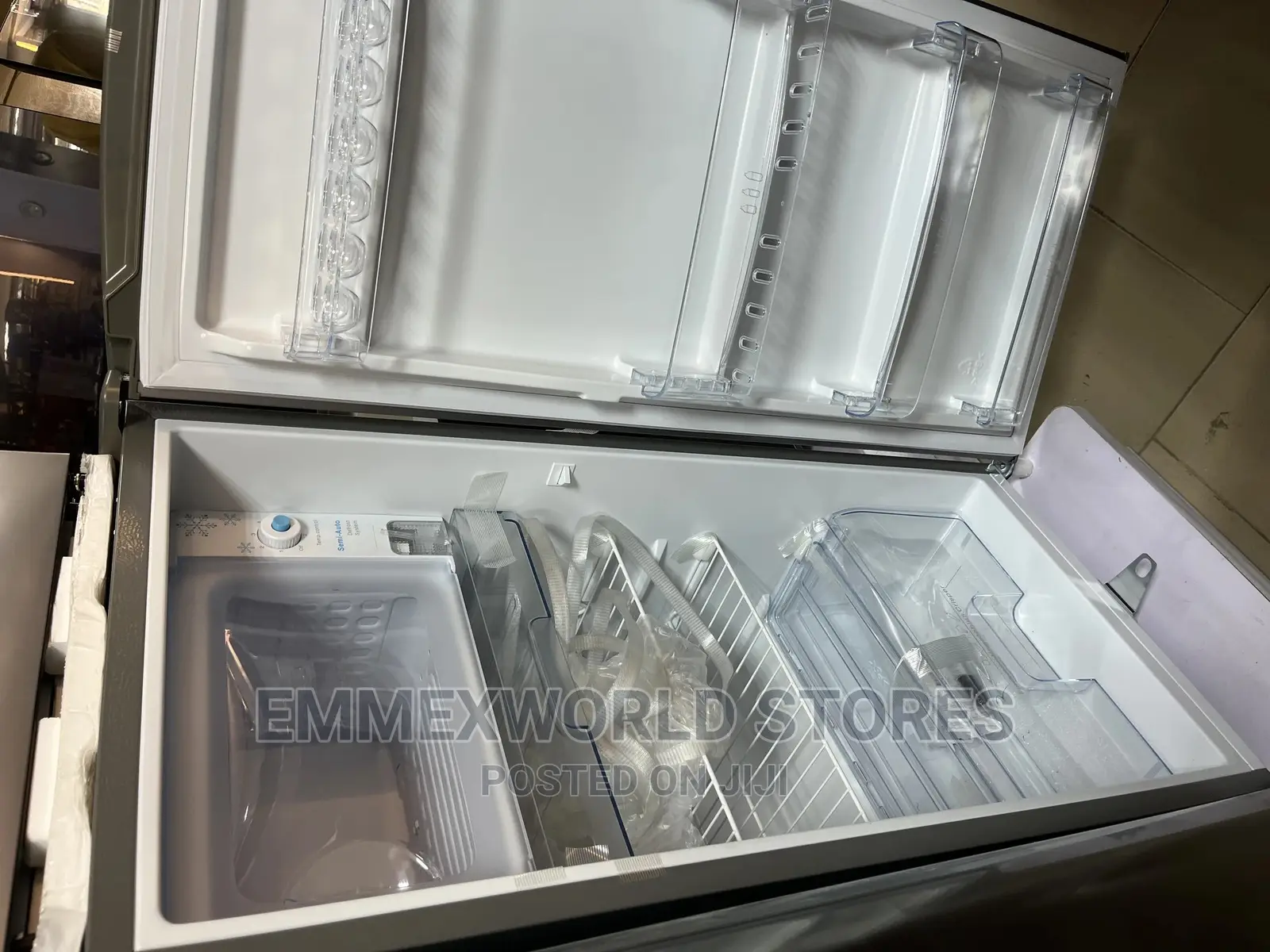 Hisense Standing Fridge Ref 20S