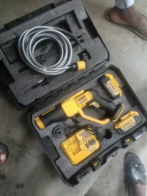 Cordless Pressure Washer