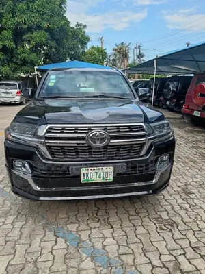 Bullet Proof Land Cruiser for Rent