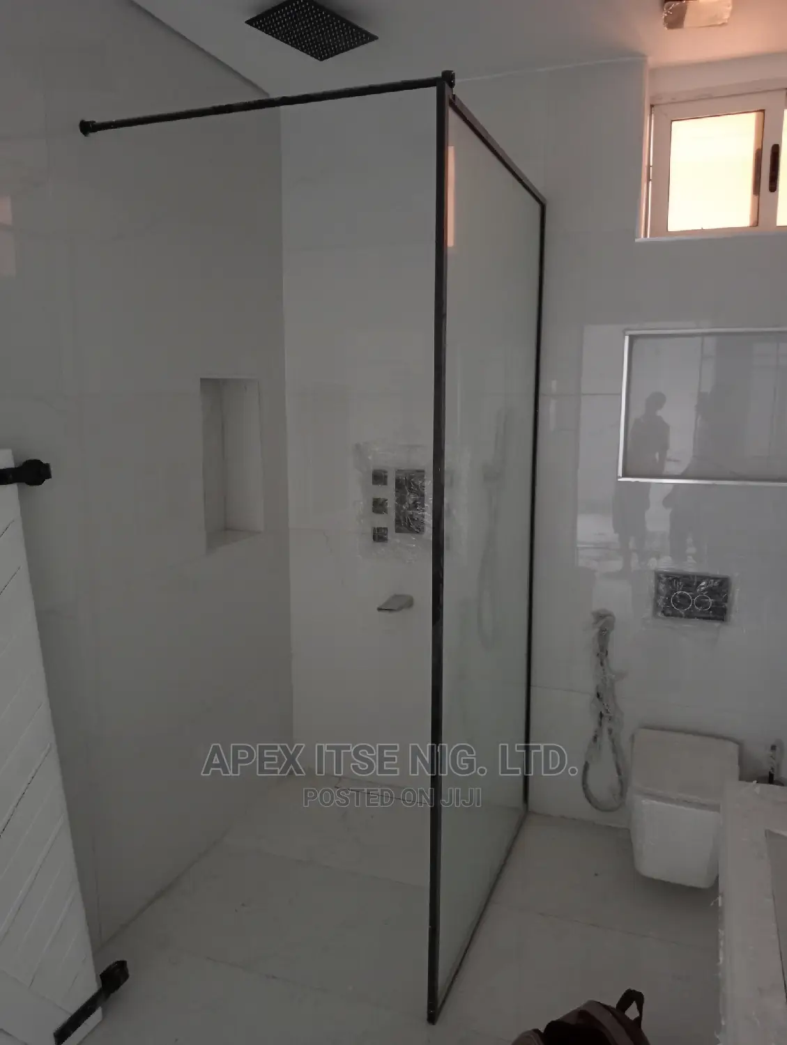 Fixed Light Shower Glass