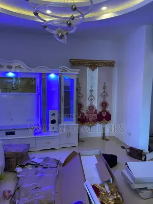 Royal Blind