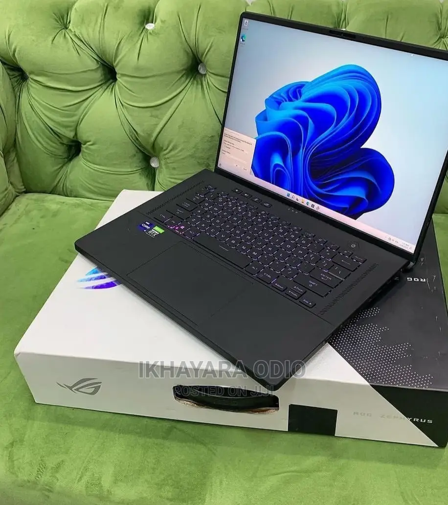 Laptop Asus ROG Zephyrus M16 GU603HR 16GB Intel Core I9 SSD 1T