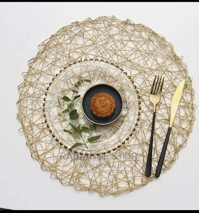Quality Table Mat (12 Pieces)