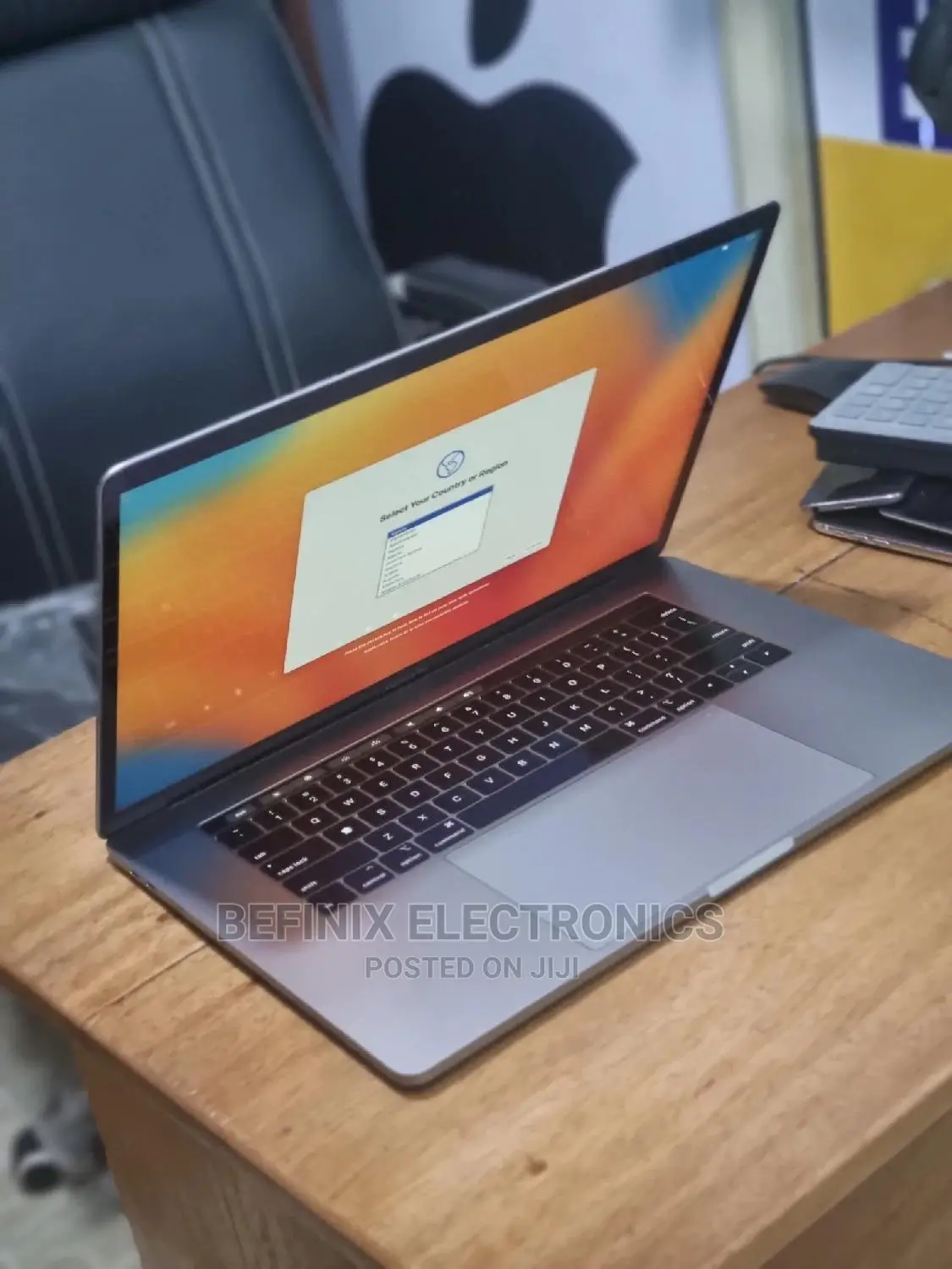 Laptop Apple MacBook Pro 2018 32GB Intel Core I9 SSD 1T