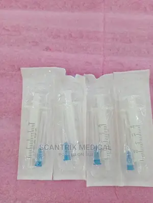 Disposable Sterile Syringe With Needl