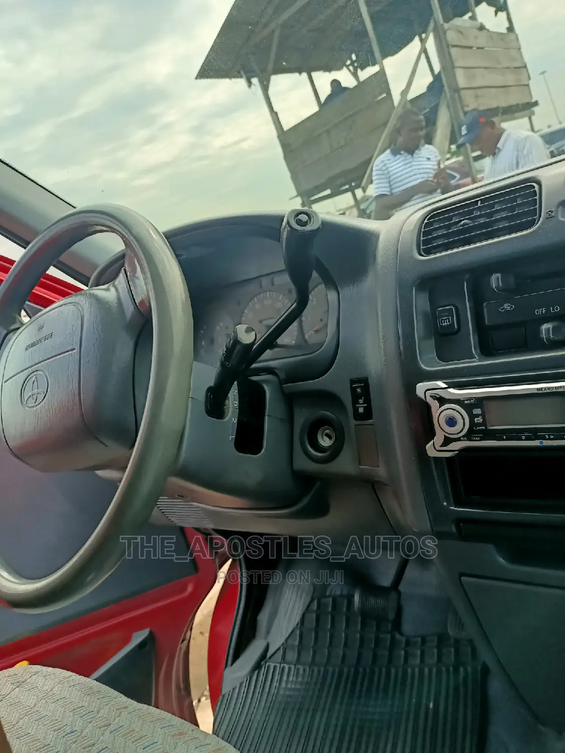 Toyota HiAce 2004 Red
