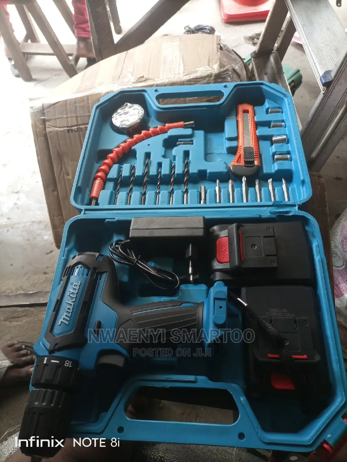 Makita Hand Drilling Machine