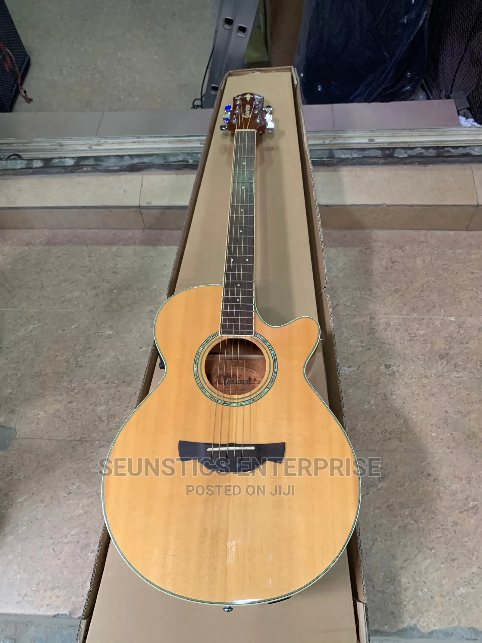Quality Crafter Sure Plus Electro Acoustic Guitar