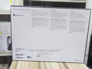 New Laptop Microsoft Surface Pro 9 8GB Intel Core I5 SSD 256GB