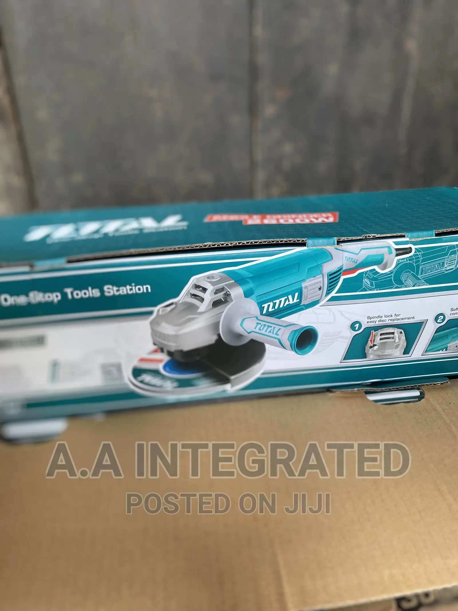 Cutting Machine 2600watt