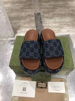 Original GUCCI SLIPPERS for Ladies Available in Store