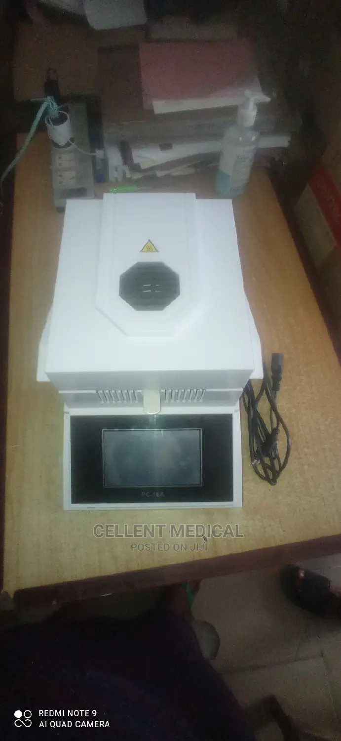 Moisture Analyser Machine