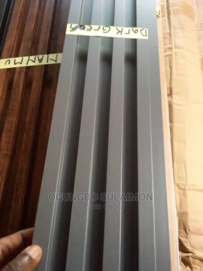 Rubber Wall Claddings 9ft by 7inches