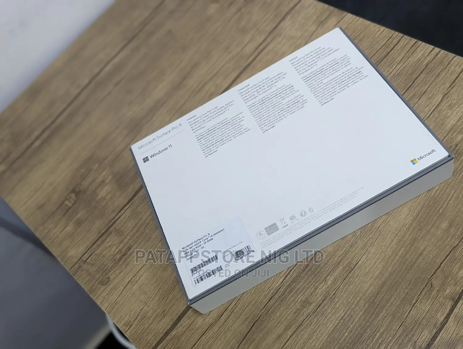 New Laptop Microsoft Surface Pro 9 8GB Intel Core i5 SSD 256GB