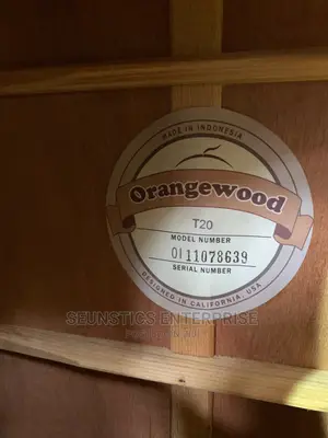 Quality Orange Wood Pure Acoustic Giitar